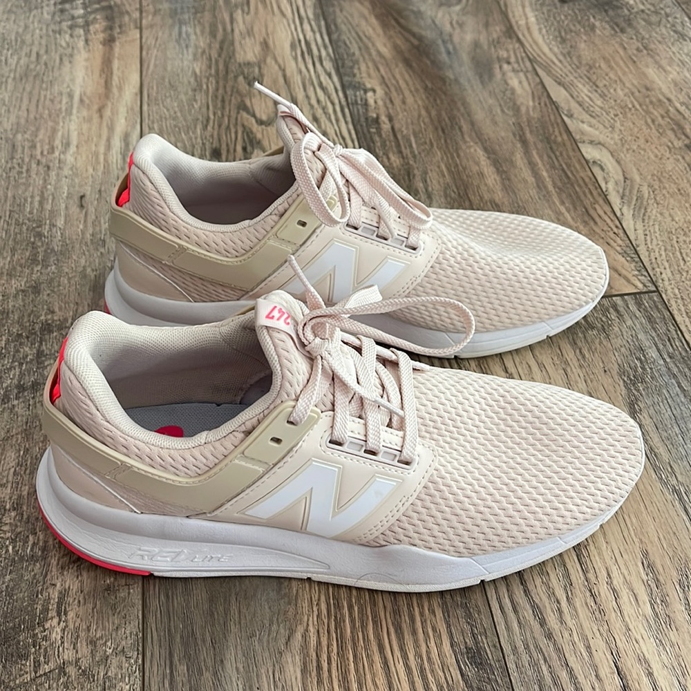Women’s new balance tennis shoes 247